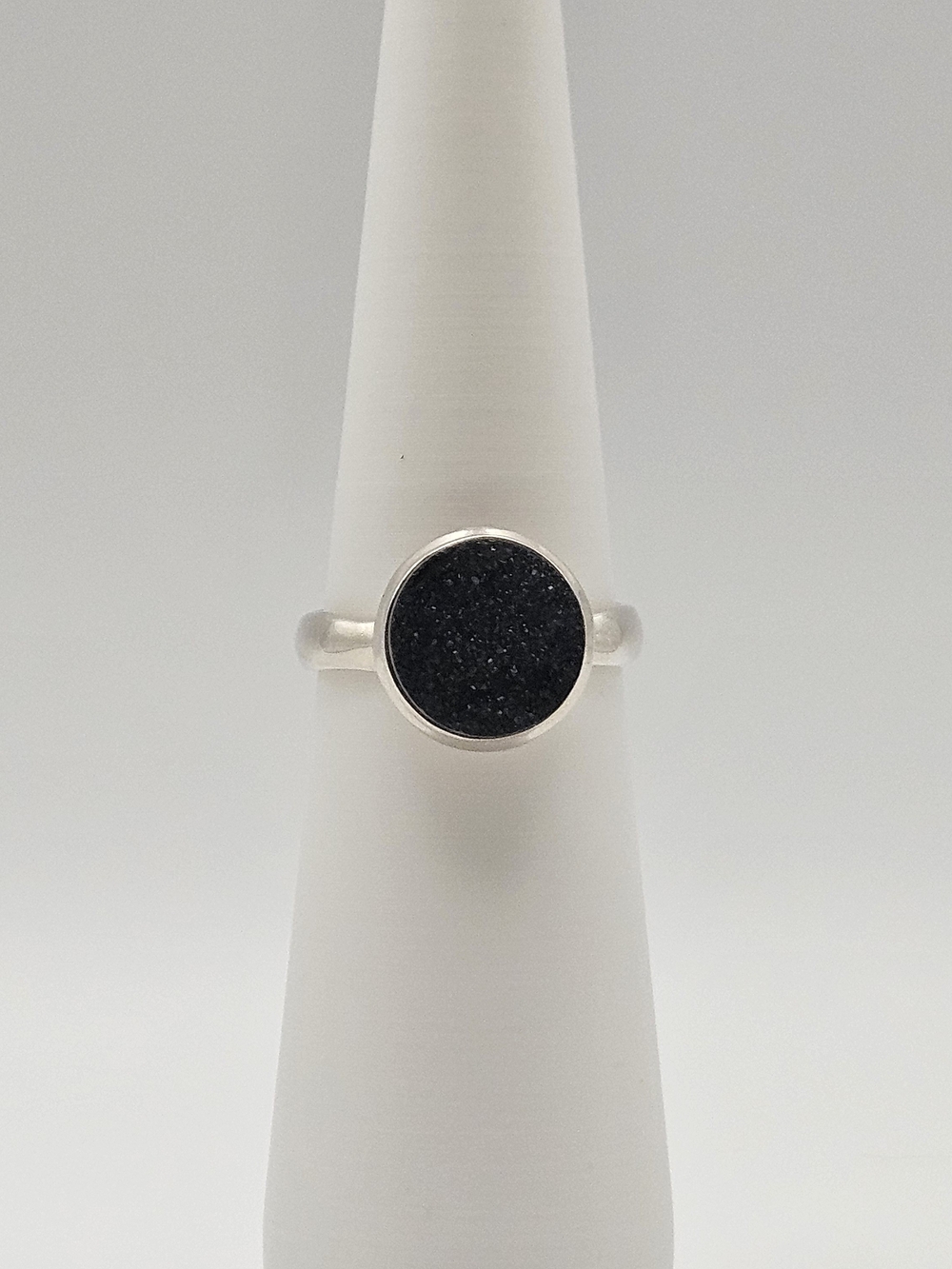 Sterling Silver Black Druzy Circle Ring - Sleek Women’s Jewelry